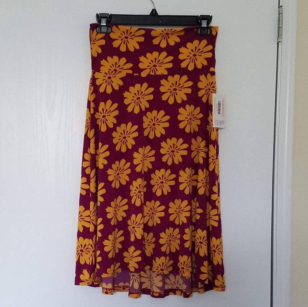 NWT'S Floral Lularoe Azure Skirt Size Small